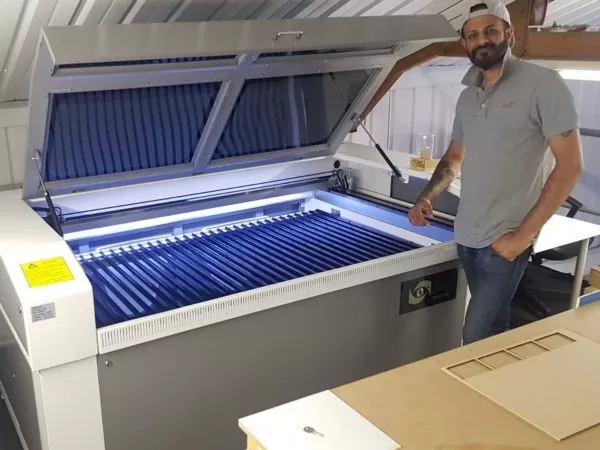 Installation Oculus Laser Cutter
