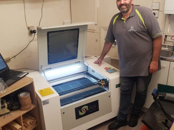 Oculus 6040 Laser Cutter Oculus 6040 Laser Cutter