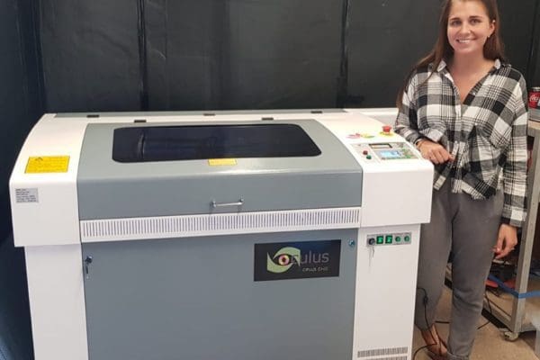 Oculus 6090 Laser Cutter Oculus 6090 Laser Cutter