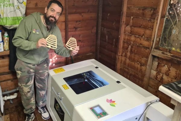 Oculus 6040 Laser Cutter Oculus 6040 Laser Cutter
