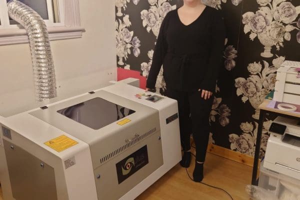 Oculus 6040 Laser Cutter Oculus 6040 Laser Cutter