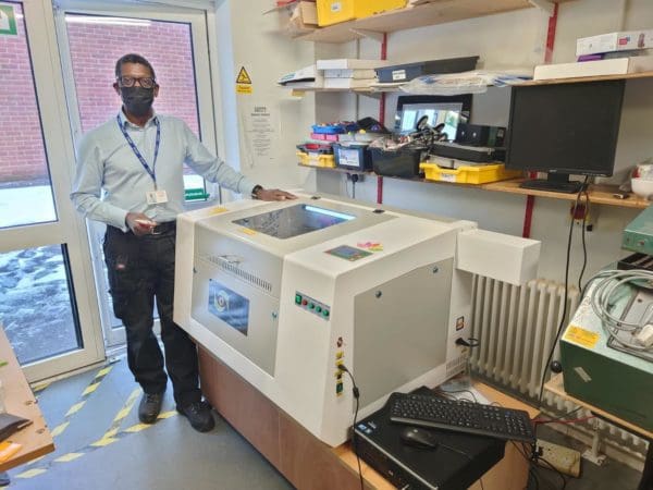 Oculus 6040 Laser Cutter Oculus 6040 Laser Cutter