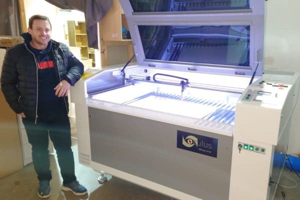 Oculus 1390 Laser Cutter Oculus 1390 Laser Cutter