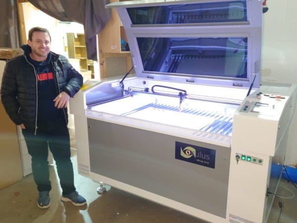 Oculus 1390 Laser Cutter Oculus 1390 Laser Cutter