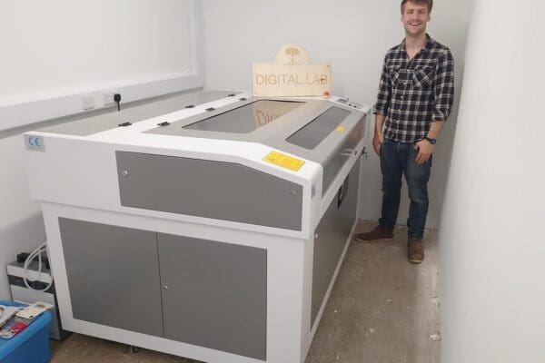 Oculus Laser Cutter Oculus Laser Cutter