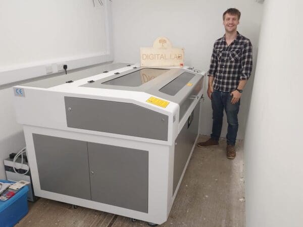 Oculus Laser Cutter Oculus Laser Cutter