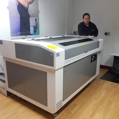 Installation Oculus laser cutter
