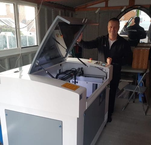 Oculus 6090 Laser Cutter Oculus 6090 Laser Cutter