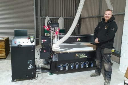 Olympus Select Plastics Plastics
The oscillating blade is perfect for cutting plastics cleanly and quickly.