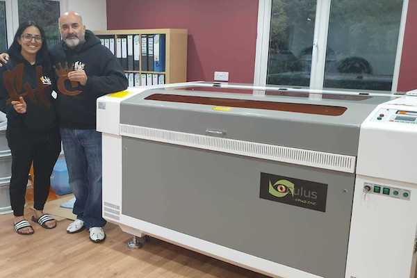 Signage Acrylic and MDF and up to 20mm are the favoured materials used on the Oculus free-standing laser cutter machines.