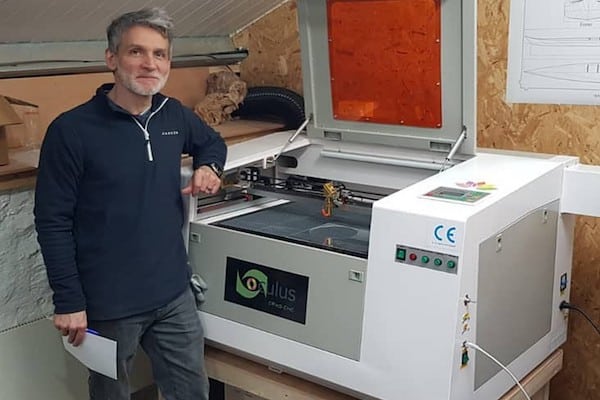 Prototypes Let ideas become reality with the Oculus benchtop laser cutter with the flexibility to cut card and plywood.