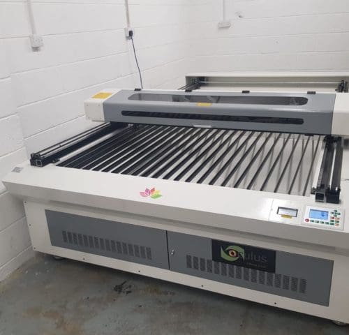 Oculus 1325 Flatbed Laser Oculus 1325 Flatbed Laser