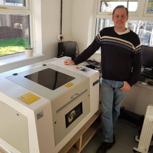 Oculus 6040 Laser Cutter Oculus 6040 Laser Cutter
