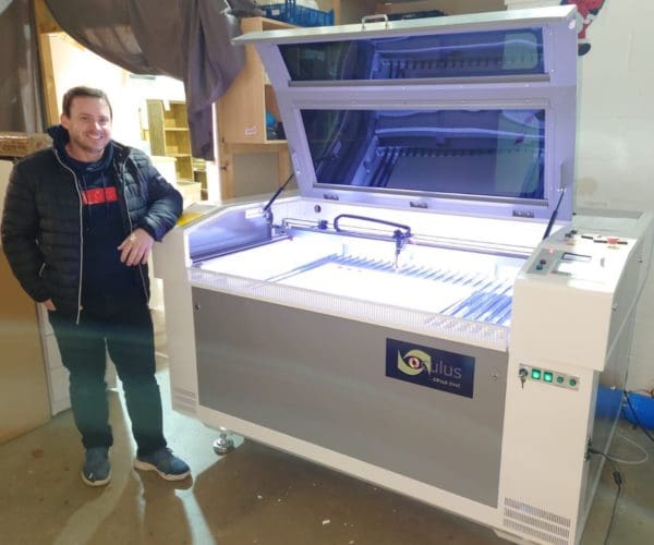 Oculus 1390 Laser Cutter Oculus 1390 Laser Cutter