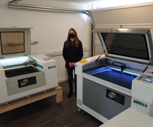 Oculus 6090 Laser Cutter Oculus 6090 Laser Cutter